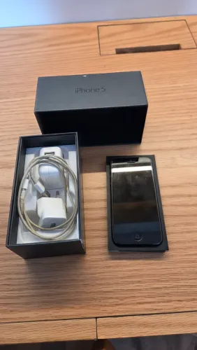 iPhone 5 FUNCIONANDO de 32 GB (modelo A1428)