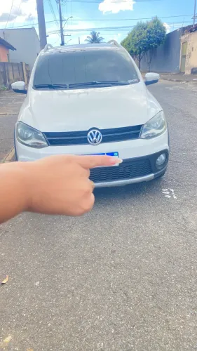Volkswagen Crossfox I Motion 1.6 MI T. Flex 8V 5P 2013