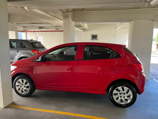 Chevrolet Onix Hatch LT 1.0 8V Flex Power Mec. 4P 2016