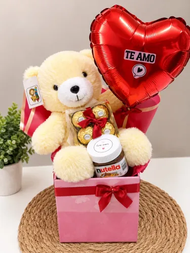 Cesta personalizada / cesta presente/ cesta de chocolate/ pronta entrega