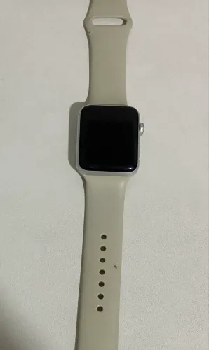 Apple Watch - Série 3 - 42 mm - Aluminum Case