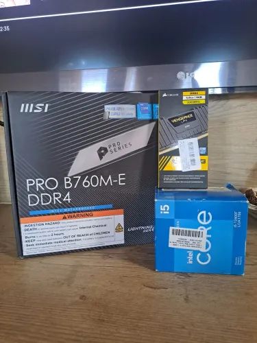 Kit i5 12400f + MSI Pro B760M-E + RAM Corsair Vengeance 8Gb 3000mhz