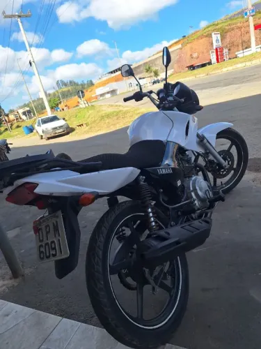 Yamaha 125cc 2014 - Excelente Estado, Documentação em Dia