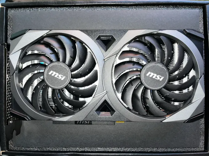 RTX 3060 MSI Ventus 2X OC 12GB GDDR6 | Completa na Caixa | Excelente Estado
