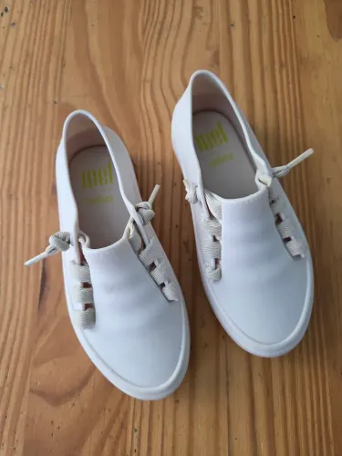 Tenis melissa bege 26/27