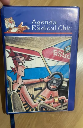 Agenda Radical Chic Esso anos 90 (raridade) - nova, nunca usada, com adesivos