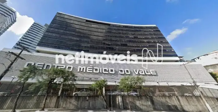 SALA COMERCIAL À VENDA NO CENTRO MÉDICO DO VALE