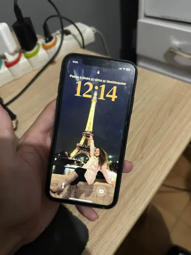 iPhone 11 128GB Preto - Leia a descrição (Parcelo em até 12x)