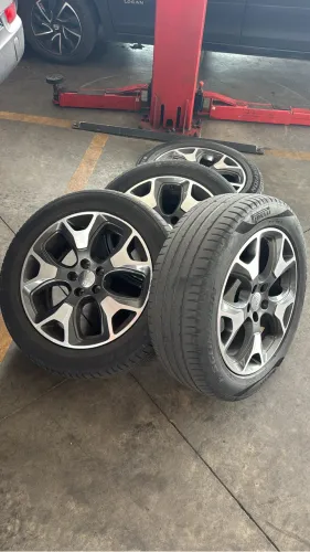 Vendo rodas e Peneus 18