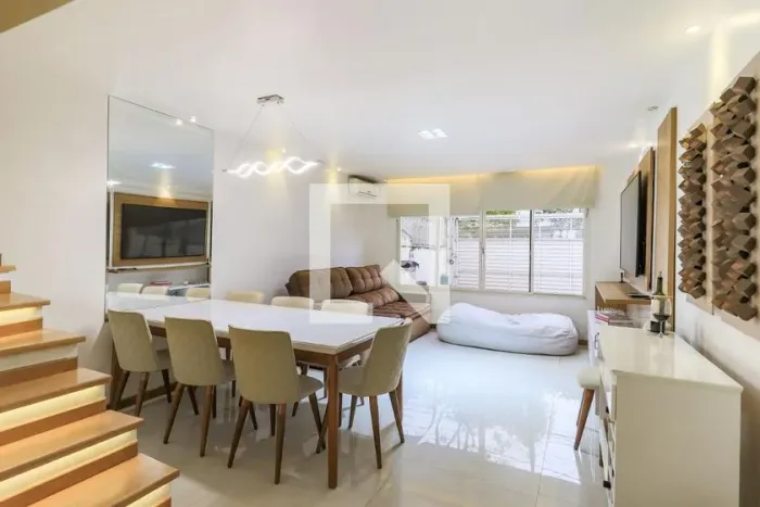 Casa à Venda - Campo Belo, 3 Quartos, 150 m2
