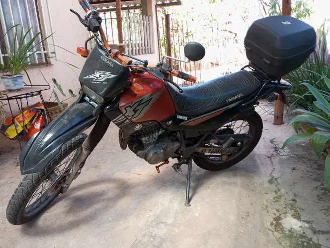 Vendo XT225 Conservada