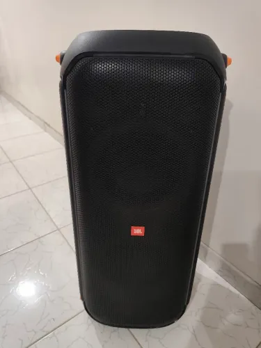Vendo Caixa JBL 710