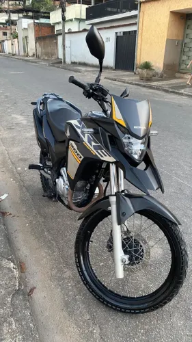 XRE 300 ADV 2023