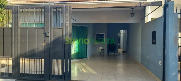 Casa a venda no bairro Jardim Paris - Maringá/PR