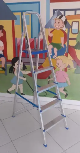 Escadas 7 degraus alumínio