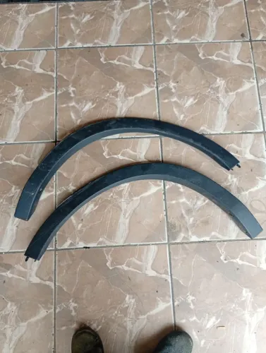 Moldura vao roda Traseira Volvo Xc40 2019 A 2023 (32314917) (Preço Unitário)