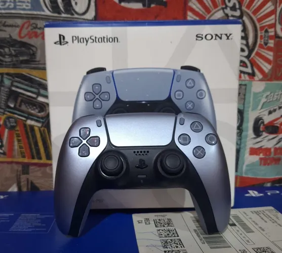 Controle PS5 sem Fio DualSense - Sterling Silver