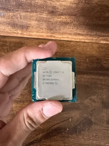 Processador Intel Core i5-7500 3.4GHz 7ª Geração - LGA 1151