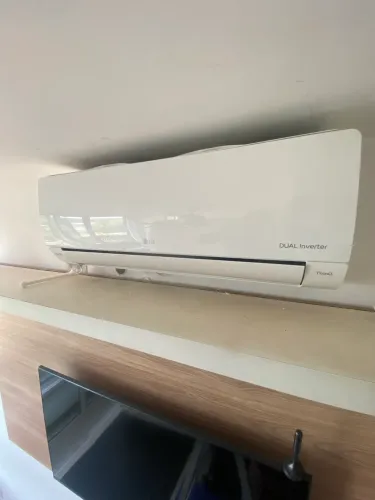 Ar condicionado LG dual inverte 9 mil btus 