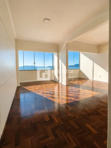 Apartamento 2 quartos, 1 suite no bairro centro - Florianópolis