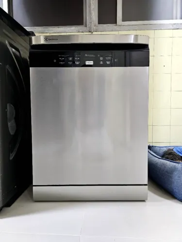 Lavar louça Electrolux em excelente estado R$3000
