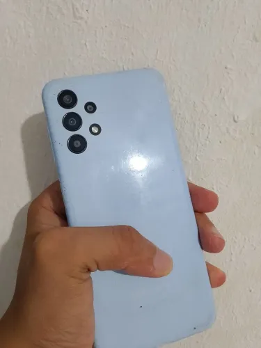Celular Samsung a13 usado