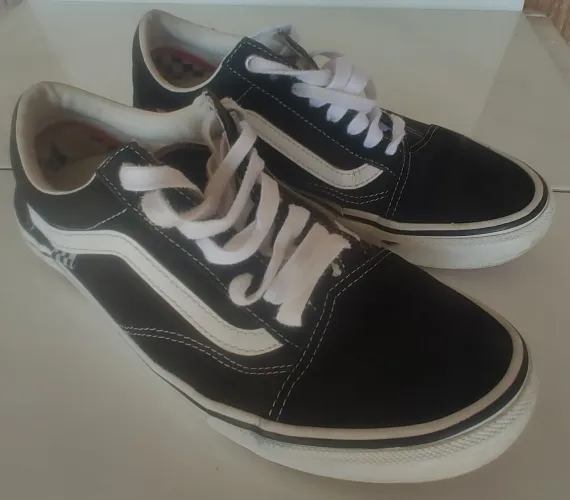 Tênis skatista marca vans