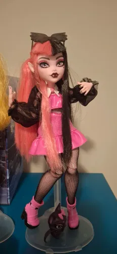 Monster High g3 Draculaura Core Refresh