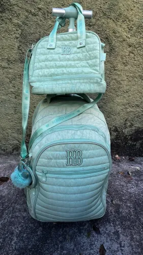 Mochila carrinho Rebeca bombom com lancheira 