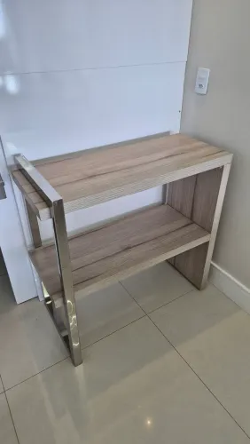 Aparador/mesinha de apoio