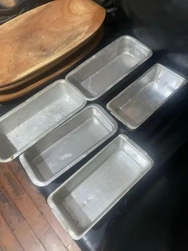 Formas de bolo-5pçs-$50,00 todas.