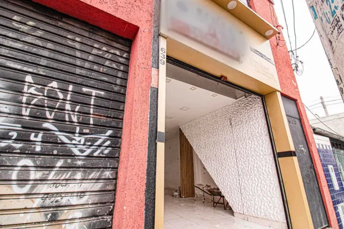 Galpão na Avenida Peri Ronchetti, 639 50 m²