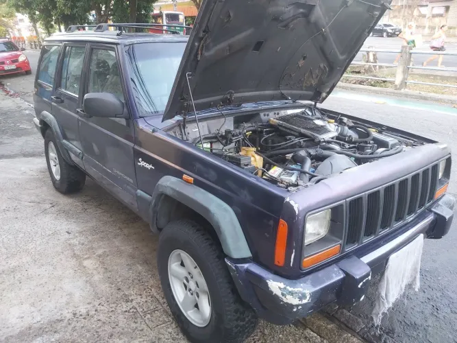 Jeep Cherokee Sport 4.0 Mec./aut. 1998