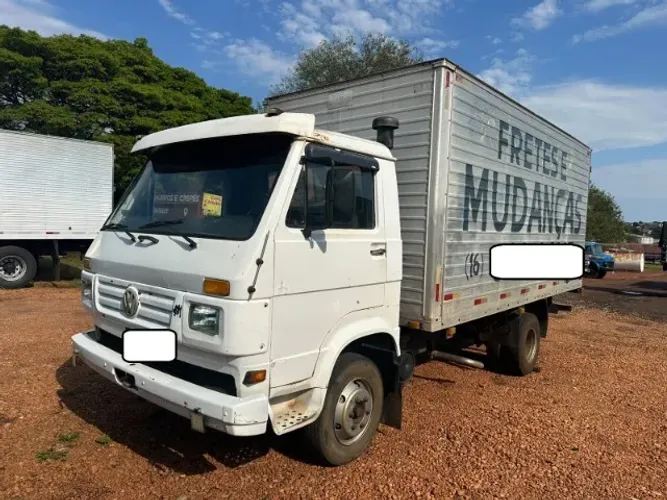 VW 7.110 S 4x2 ano 1989 c/Baú - Aceito Troca