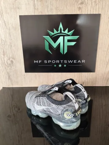 Tênis VaporMax Flyknit Cinza Chumbo - Tam. 38
