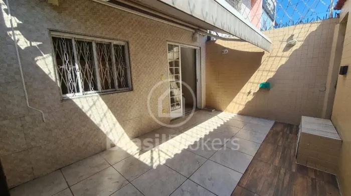 Casa Condomínio Las Viviendas à venda com 70,00m² e 2 quartos em Jardim Guanabara, Rio de 