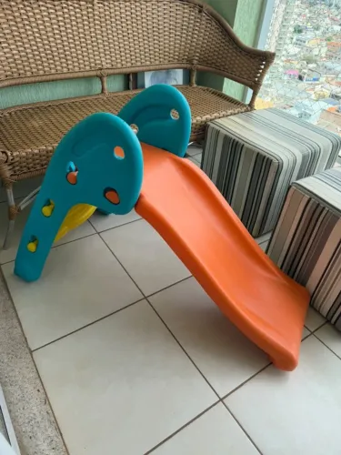 Escorregador infantil