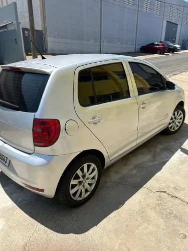 Volkswagen Fox 1.0 MI Total Flex 8V 5P 2011
