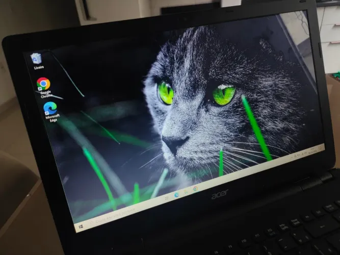 Notebook Acer, Rápido, Tela Grande
