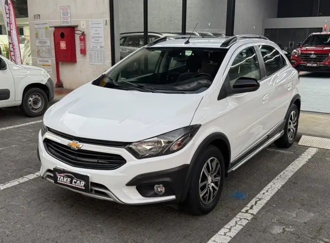 Chevrolet Onix Activ 1.4 8V Flex Mec. 4P 2018