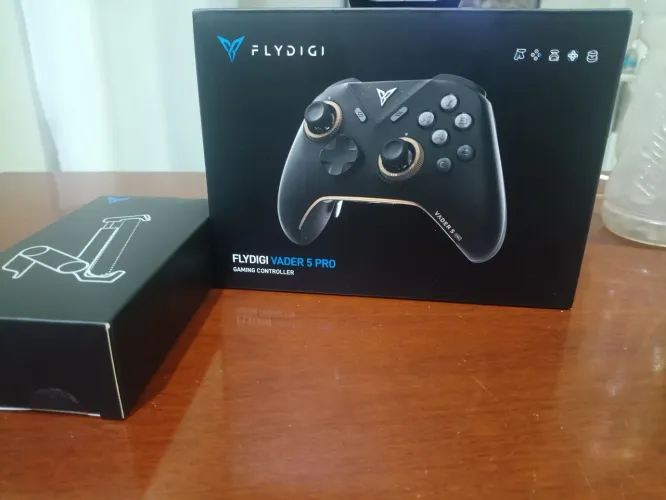 Controle Flydigi Vader 5 Pro V2 - Novo