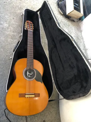 Violão Takamine elétrico com case