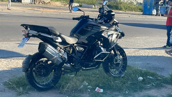 bmw gs1250r peças inclusive o motor c baixa do detran 