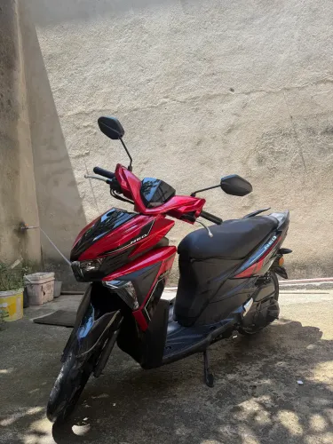 Moto yamaha automática 125cc