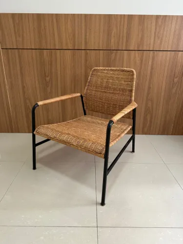 Poltrona de palha linda (comprada na Finlândia)