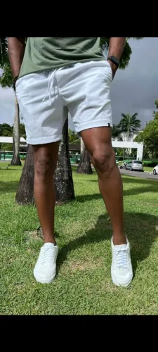 Shorts de viscolinho.