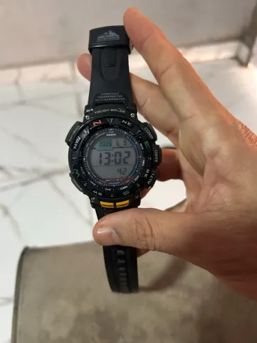 Relógio Casio pro tek
