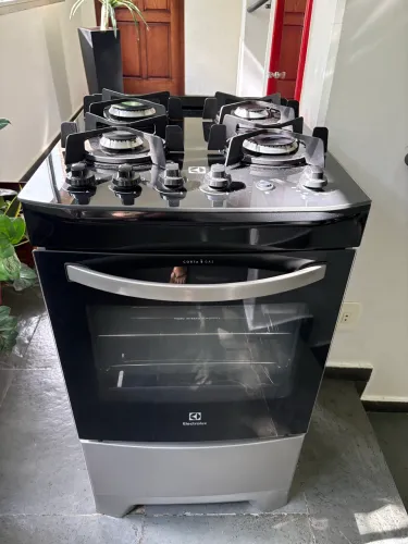 Fogão Electrolux 52LSV - Impecável / Pouco Uso (Belo Horizonte) 4 bocas