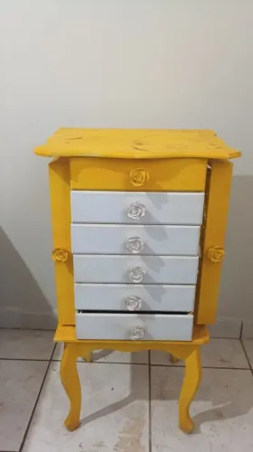 Mesa de cabeceira