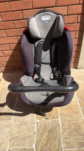 Poltrona para carro matrix evolution